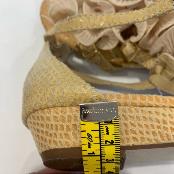 KELSI DAGGER size 10 Anthropologie sandals tan crocodile with ruffles ankle wrap - Picture 6 of 12